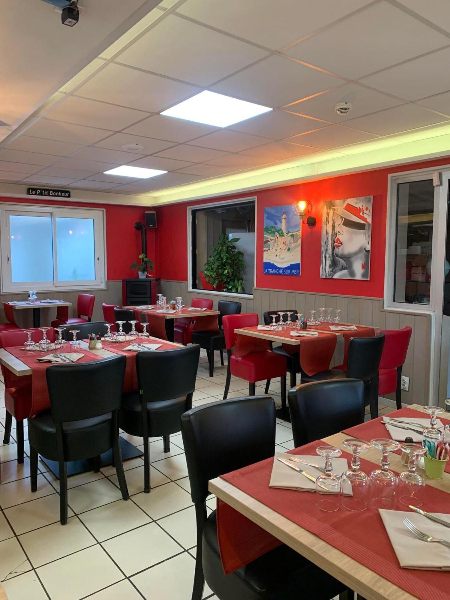 Au Petit Bonheur Hotel La Tranche-sur-Mer Bagian luar foto