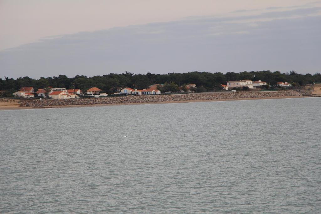 Au Petit Bonheur Hotel La Tranche-sur-Mer Bagian luar foto