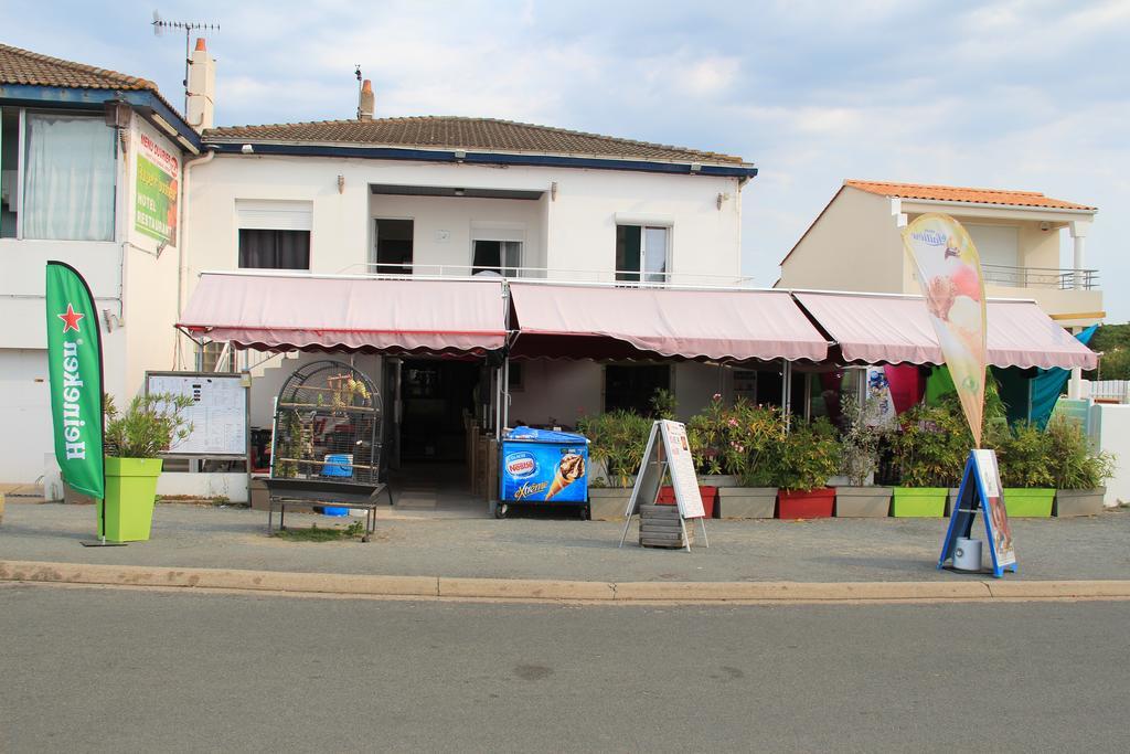 Au Petit Bonheur Hotel La Tranche-sur-Mer Bagian luar foto